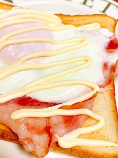 ベーコンエッグトースト-レシピのメイン写真