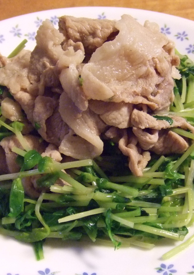 栄養満点❤豆苗と豚肉の炒め物-レシピのメイン写真