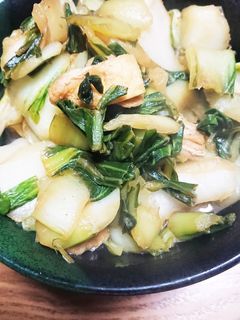 簡単、チンゲン菜と油揚げのさっと炒め-レシピのメイン写真