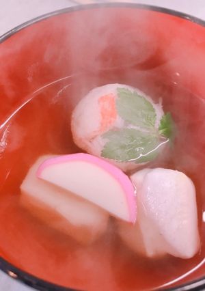はんぺんの真薯とお餅のお吸い物-レシピのメイン写真
