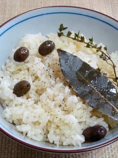 オリーブの炊き込みご飯-レシピのメイン写真