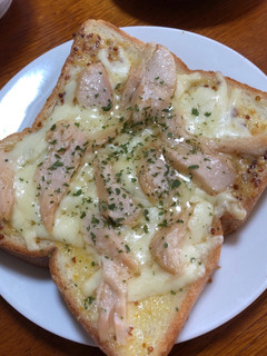 シーチキンとチーズのトースト-レシピのメイン写真