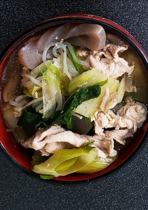 吉田さんちの冬っぽいなべ-レシピのメイン写真
