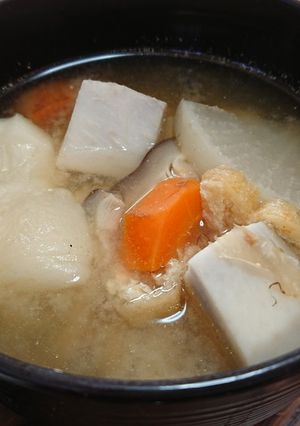 旨い✨けんちん汁のようなお雑煮-レシピのメイン写真