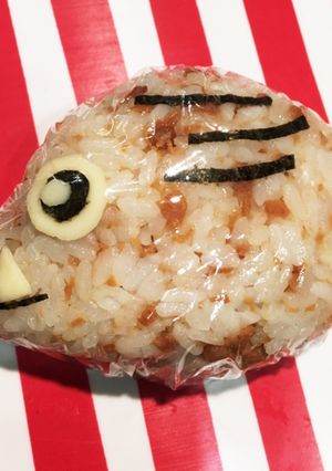 キャラ弁☆干支おにぎり ☆イノシシ-レシピのメイン写真