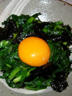 ニラと韓国海苔の黄身和え-レシピのメイン写真