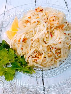 コールラビのソムタム-レシピのメイン写真