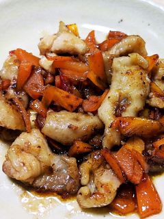 鶏皮と人参の甘辛炒め-レシピのメイン写真