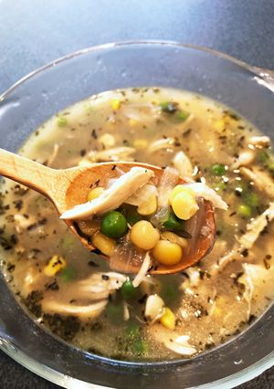 レンズ豆とチキンのスープ-レシピのメイン写真