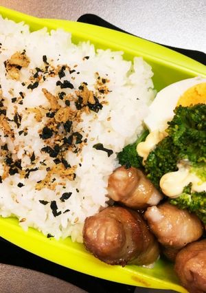 旦那弁当233♡お餅の肉巻き弁当！-レシピのメイン写真
