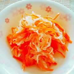 A picture of ＊＊紅白なます＊＊.