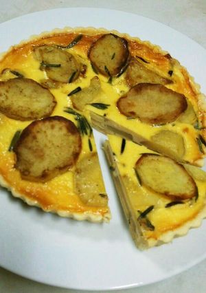 じゃがいもとアンチョビのキッシュ-レシピのメイン写真