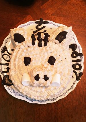 市販のスポンジで簡単干支ケーキ 亥 覚書-レシピのメイン写真