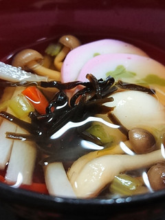 喜んぶ!塩昆布のせ☆すまし汁のお雑煮-レシピのメイン写真