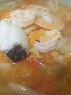 簡単絶品・インスタント麺で作るトマト湯麺-レシピのメイン写真