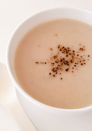 カリフラワーと赤かぶのスープ-レシピのメイン写真