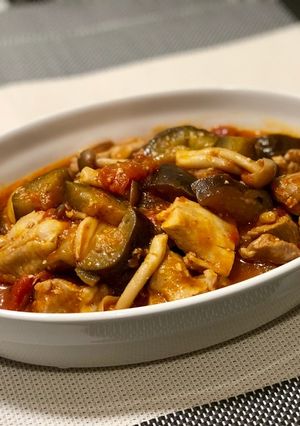 簡単！鶏肉とナスのトマト煮込み♡-レシピのメイン写真