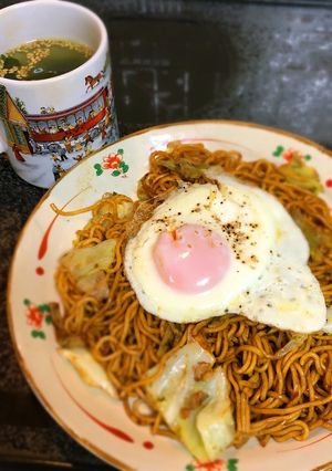 焼きそばUFOひと手間レシピ-レシピのメイン写真