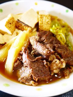 牛肉白菜焼き豆腐白葱で!すき焼き風肉豆腐-レシピのメイン写真