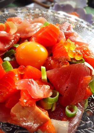 マグロとサーモン（お刺身）のユッケ-レシピのメイン写真