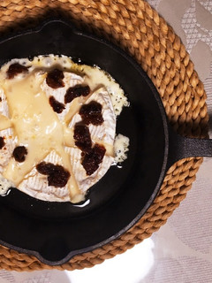 スキレットで☆焼きカマンベール-レシピのメイン写真