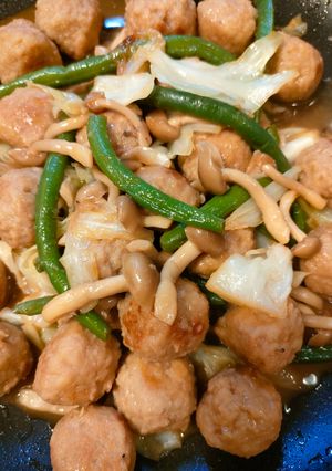 簡単すぎ！ガリバタ醤油肉団子-レシピのメイン写真