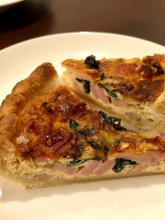 お手軽!ベーコンとほうれん草のキッシュ-レシピのメイン写真