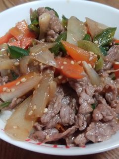 簡単!ガッツリ焼肉丼-レシピのメイン写真