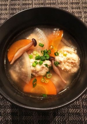 食べすぎリセット。ふわふわ鶏団子汁-レシピのメイン写真