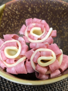 ☆お弁当に!ハムとチーズのお花♪-レシピのメイン写真