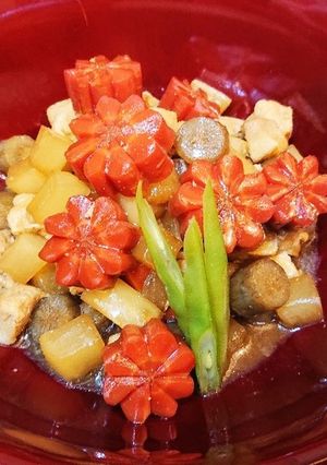 凍り豆腐(高野豆腐)入り☆華やか筑前煮-レシピのメイン写真