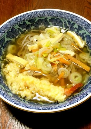 具だくさん、エビ天入り蕎麦-レシピのメイン写真