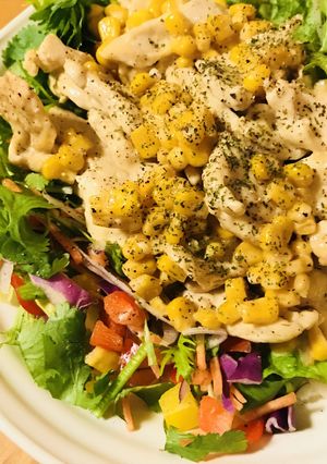鶏肉炒め＆甘口コーンクリームソースサラダ-レシピのメイン写真