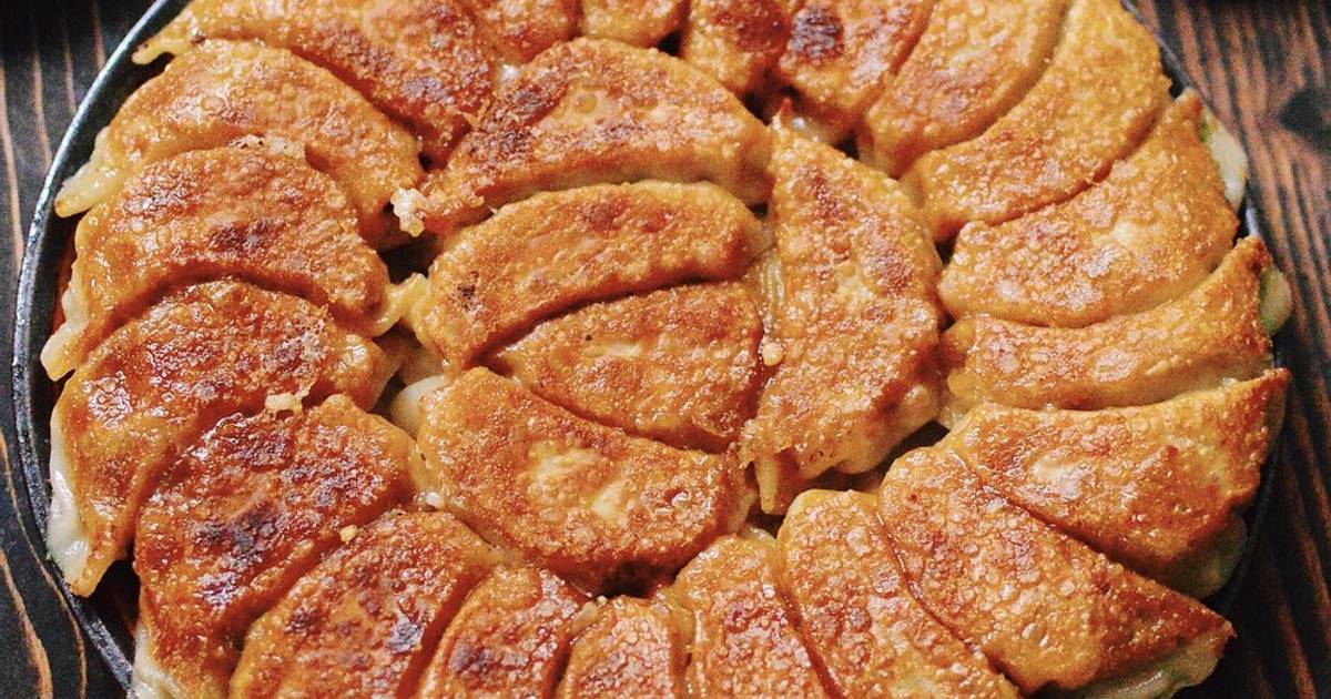 基本からアレンジまで!思わずつくりたくなる「ギョーザの作り方」のレシピ集 | クックパッド