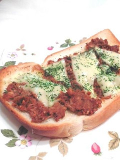 みそだれマヨペーストのチーズトースト-レシピのメイン写真