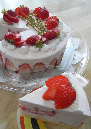 フレッシュいちごのレアチーズムース！-レシピのメイン写真