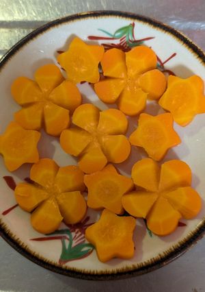 簡単★にんじんの飾り切り！ねじりうめ-レシピのメイン写真
