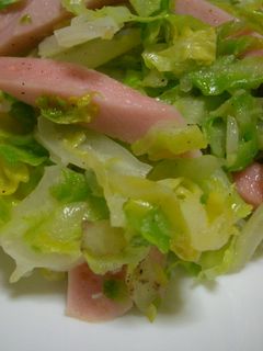 超簡単♪キャベツとお魚ソーセージ-レシピのメイン写真