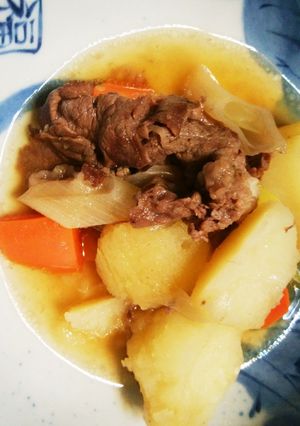 手軽に肉じゃがを冬の味覚ネギで。-レシピのメイン写真