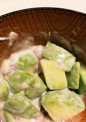 日本酒に合う！アボカドのタコわさ和え-レシピのメイン写真
