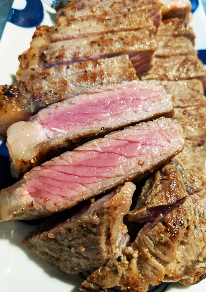 簡単！失敗しないおいしいステーキの焼き方-レシピのメイン写真