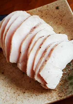 手抜きでも美味しい♪簡単鶏ハム-レシピのメイン写真