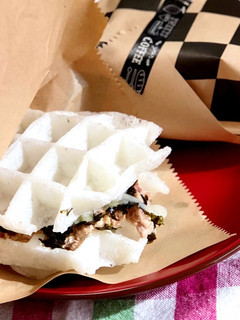 韓国のりとツナマヨで♪モッフルバーガー♡-レシピのメイン写真