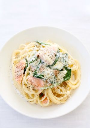 【スモークサーモンとほうれん草のパスタ】-レシピのメイン写真