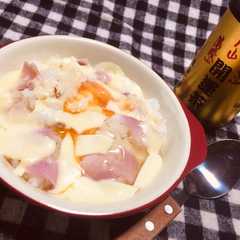 รูปของ 即席飯！開運きのこ茶入りカルボナーラ丼