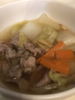 白菜と豚肉のスープ-レシピのメイン写真