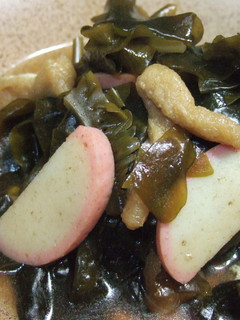 煮汁たっぷりワカメの煮物-レシピのメイン写真