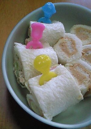 お弁当✿ピーナツクリームのくるくるパン-レシピのメイン写真