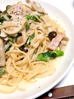 きのこと菜の花とベーコンのクリームパスタ-レシピのメイン写真