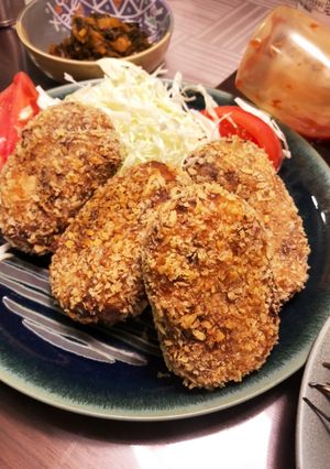 芋煮コロッケ〜外はサクサク中はホクホク〜-レシピのメイン写真